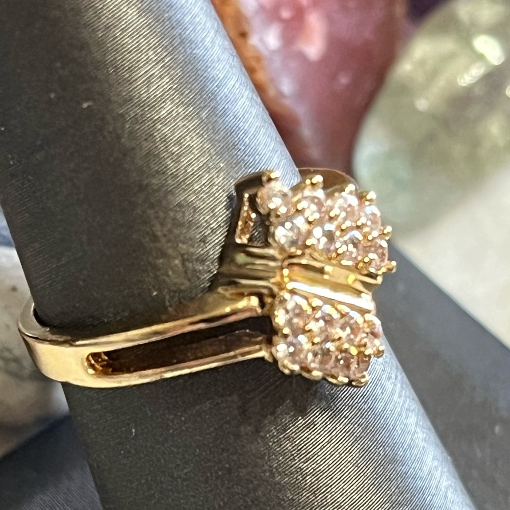 Bypass Rhinestone Cocktail Ring - Picture 2 of 10
